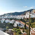 Ap349 - Vista Serena Nerja